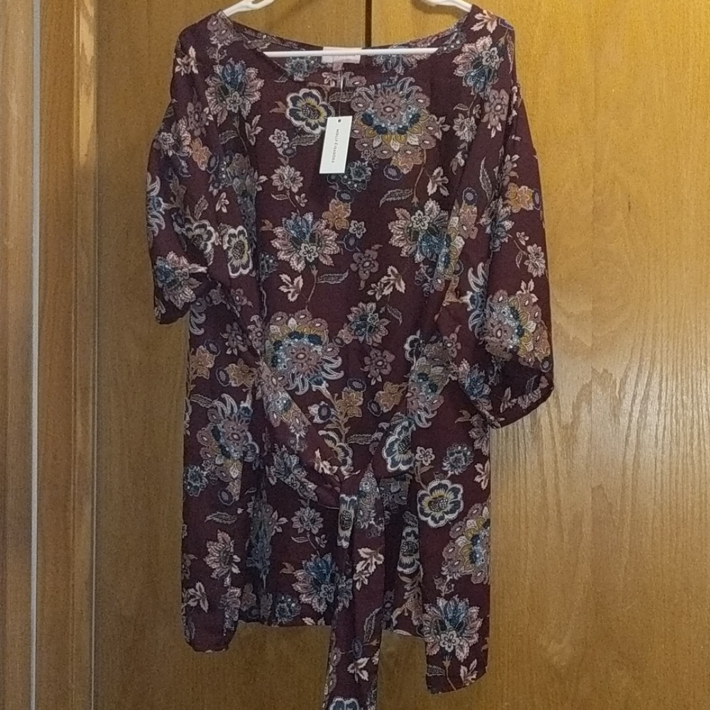 Kara Tie Front Top